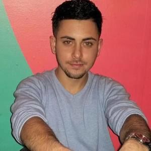 Meet your Posher, Chris